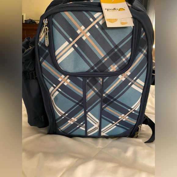 Brand new Apollo walker Picnic Backpack Set for 4 with Cooler Compartment - Picture 1 of 6